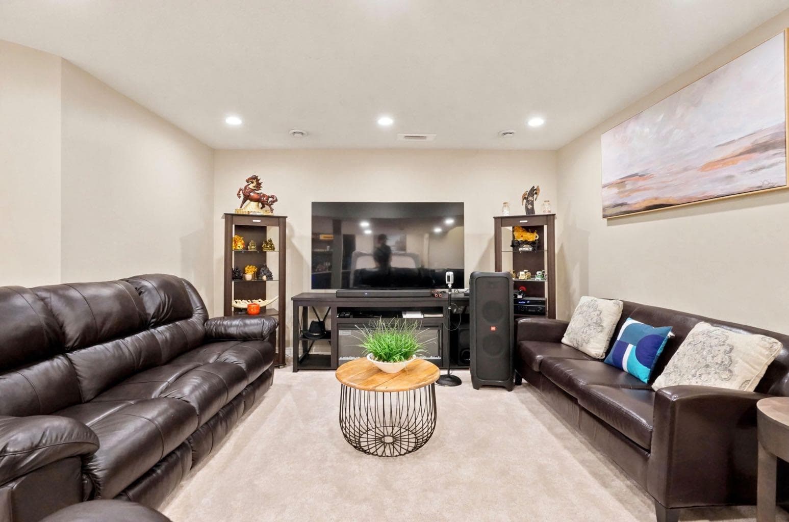 673 Marina Drive 