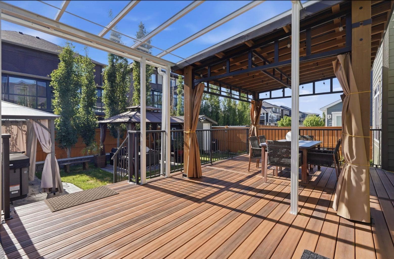 673 Marina Drive 