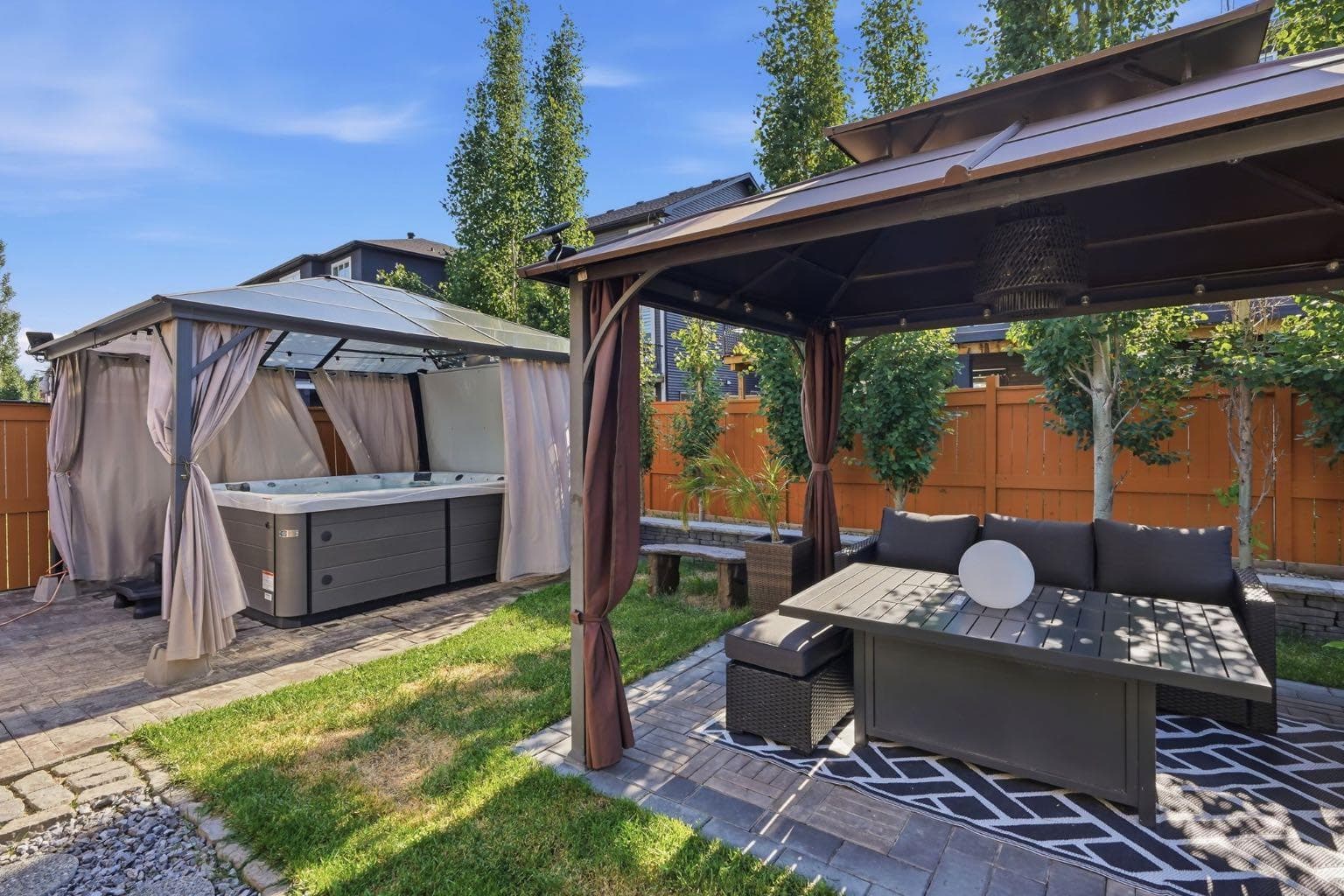 673 Marina Drive 
