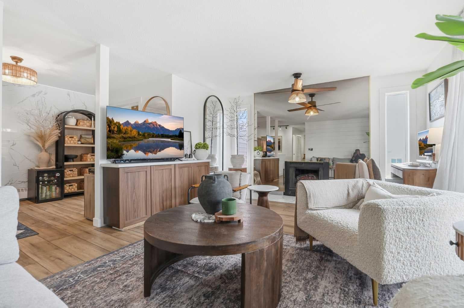 217, 335 Garry Crescent NE