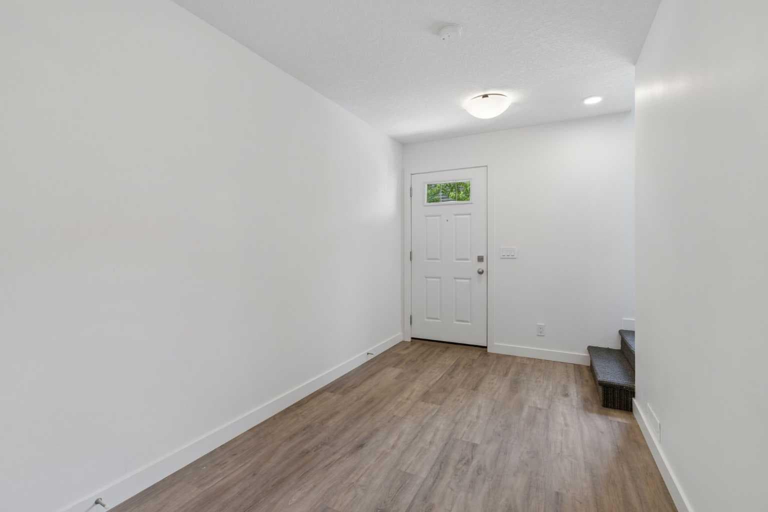 801, 24 Rivercrest Drive 