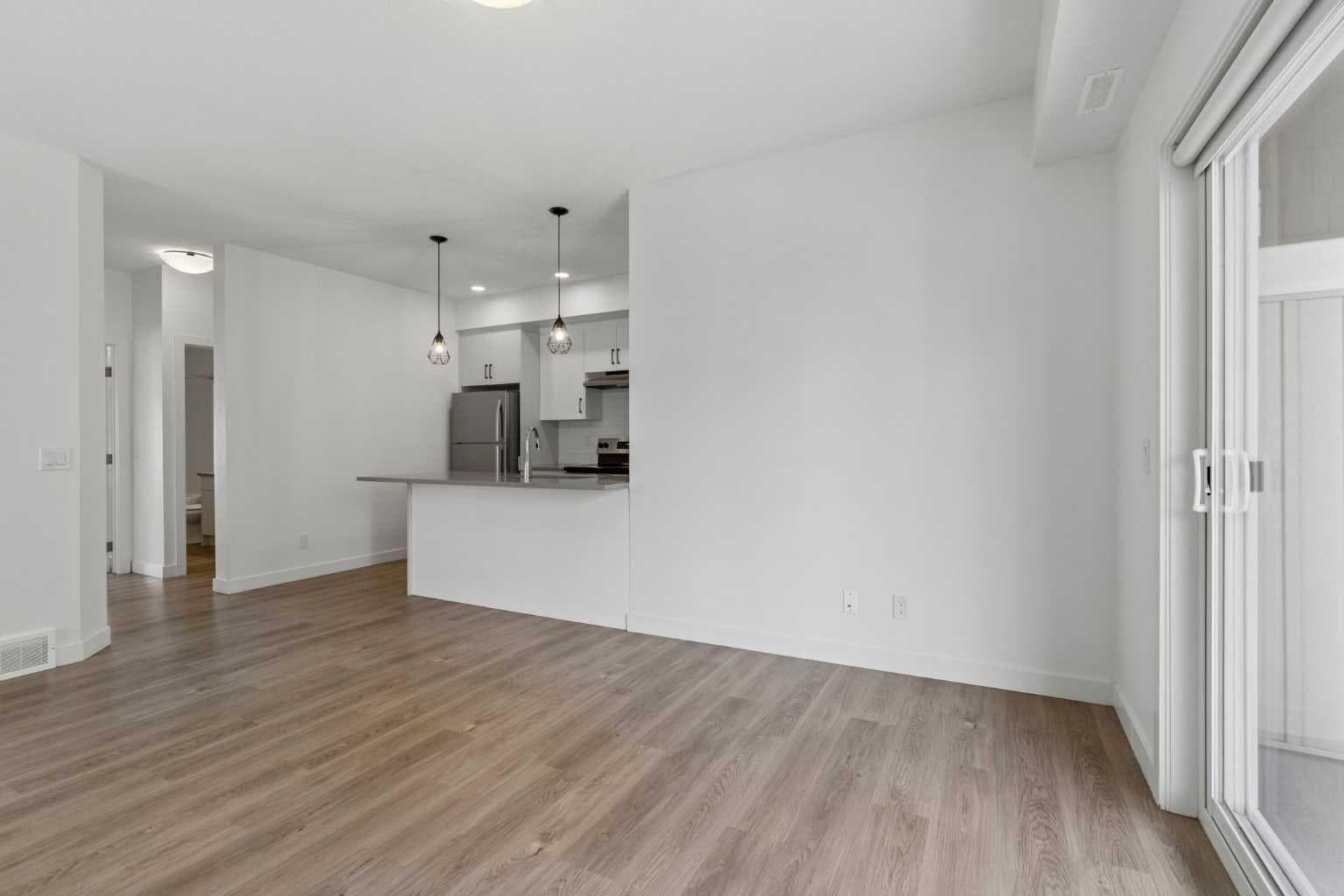 801, 24 Rivercrest Drive 