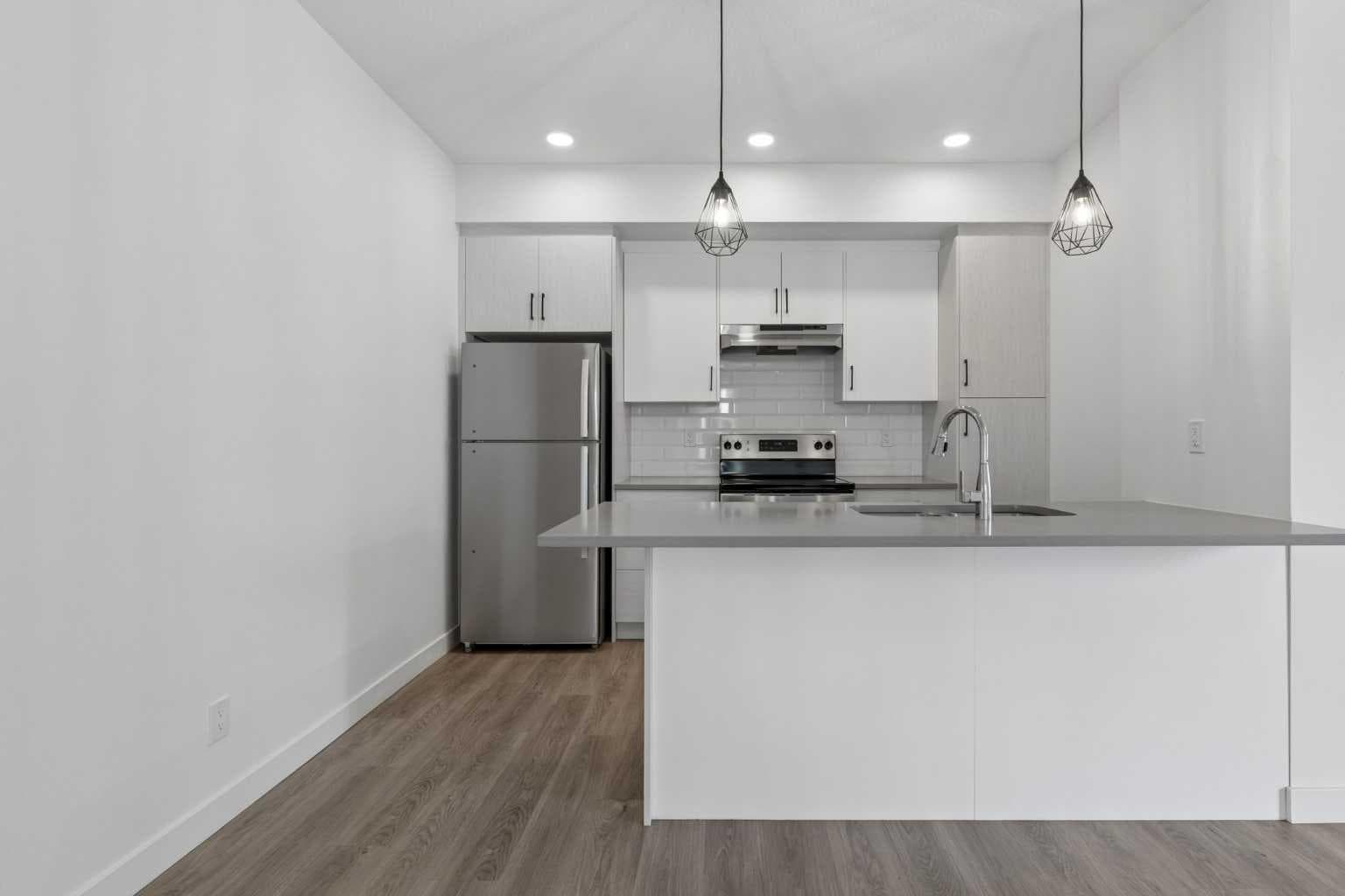 801, 24 Rivercrest Drive 