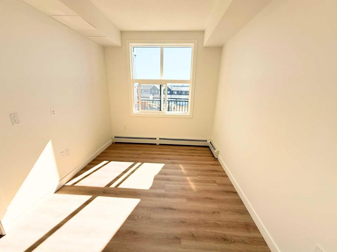 2113, 430 sage hill Road NW