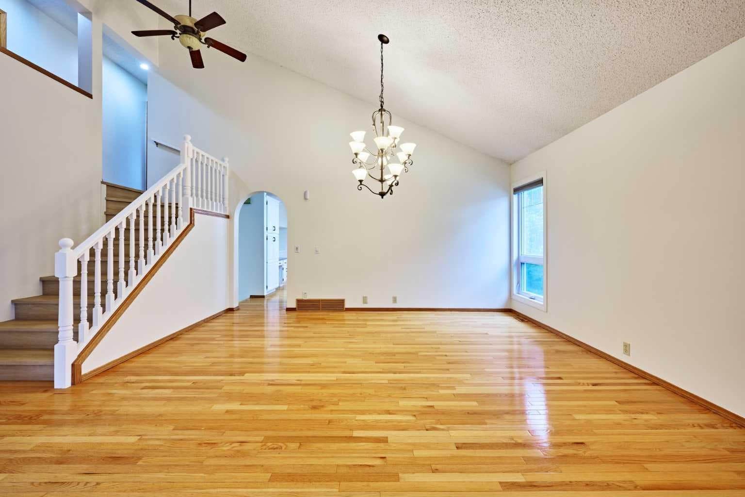 7 Suncastle Crescent SE
