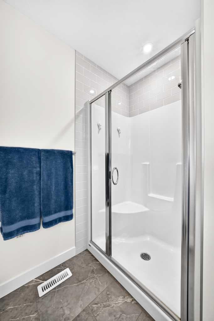 27 Belvedere Point SE