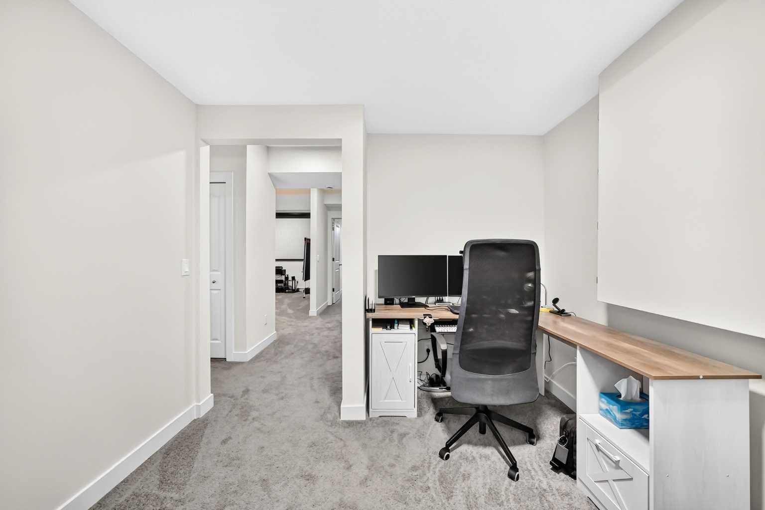 27 Belvedere Point SE