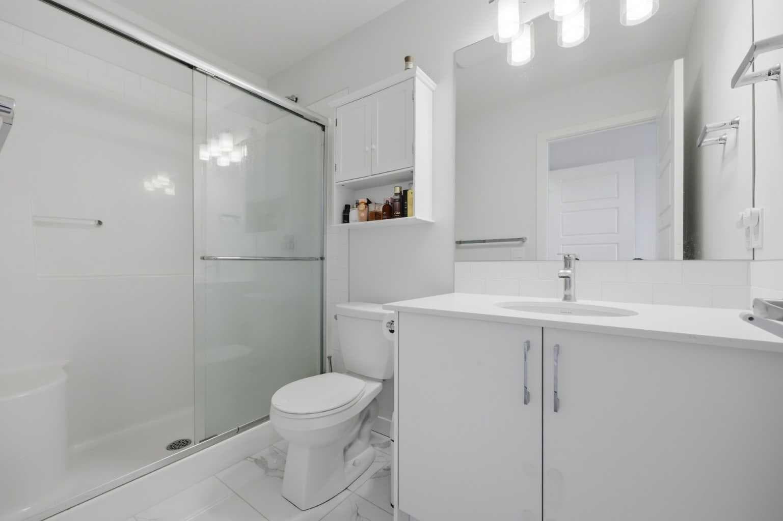 56 Evanscrest Manor NW