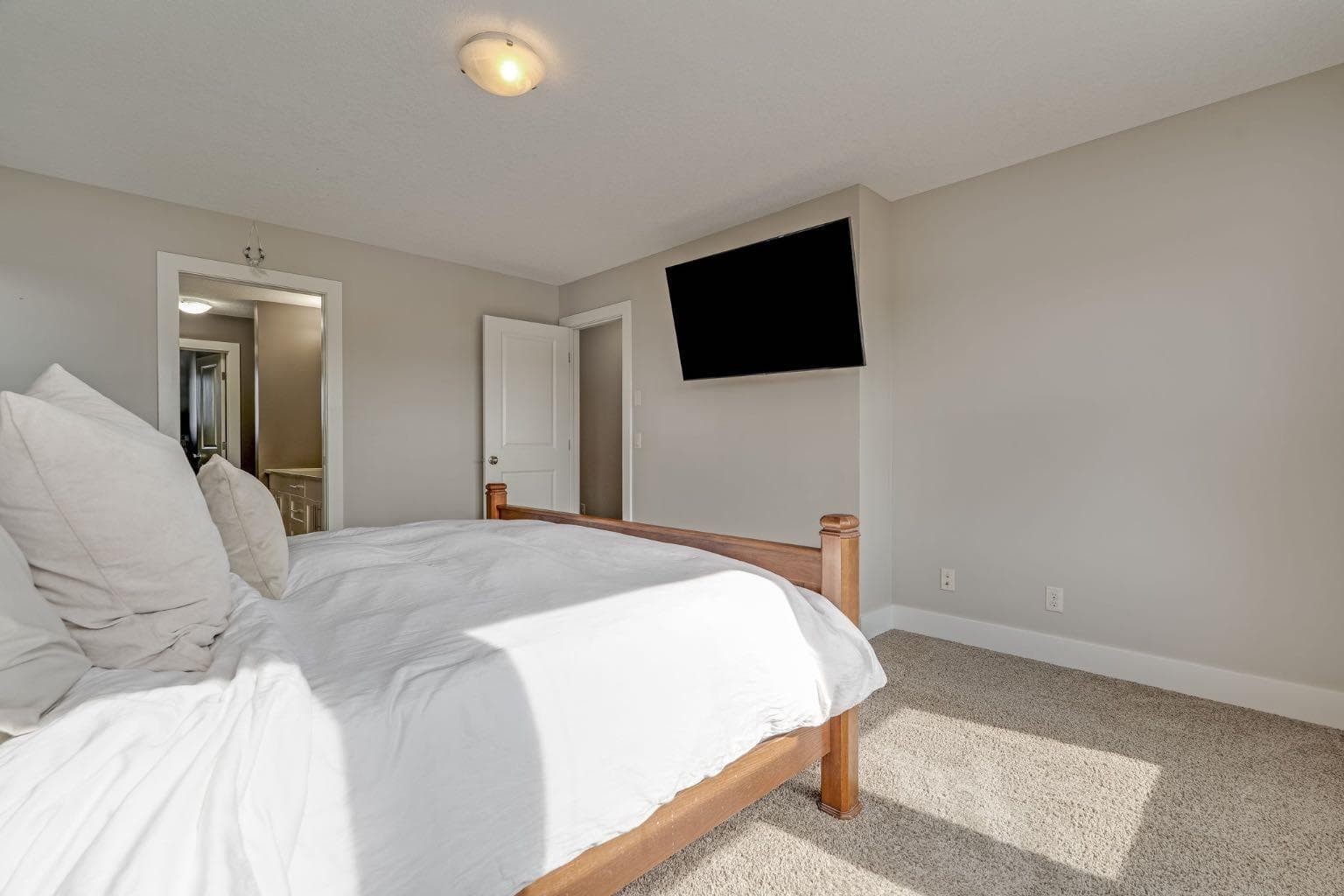 198 Mahogany Passage SE