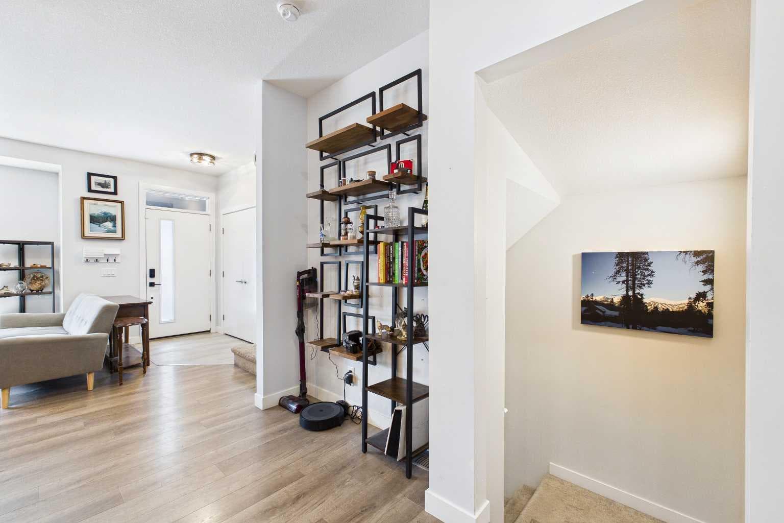 906 Sage Meadows Gardens NW