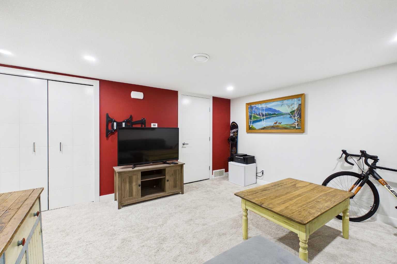 906 Sage Meadows Gardens NW
