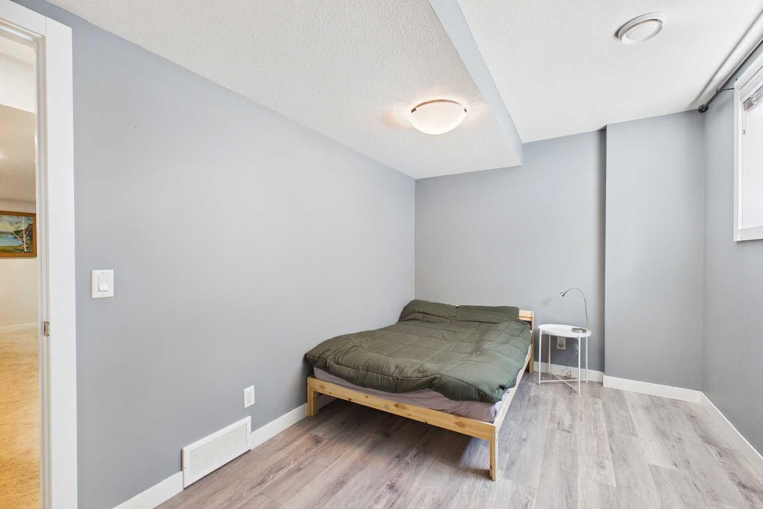 906 Sage Meadows Gardens NW