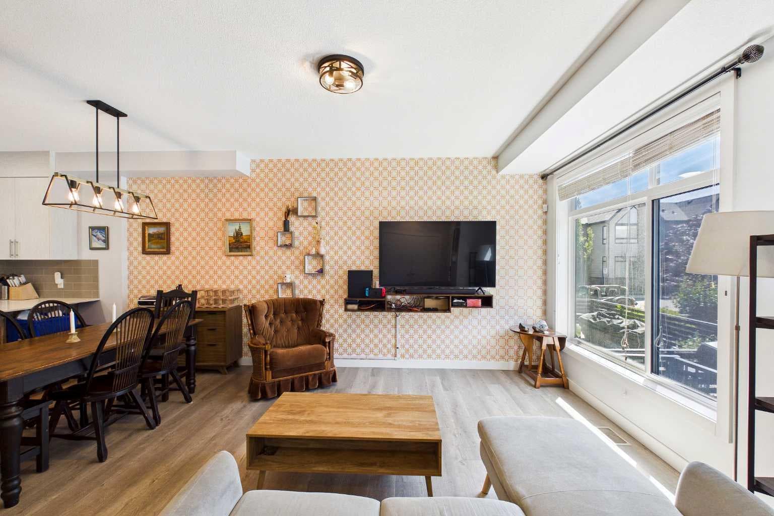 906 Sage Meadows Gardens NW