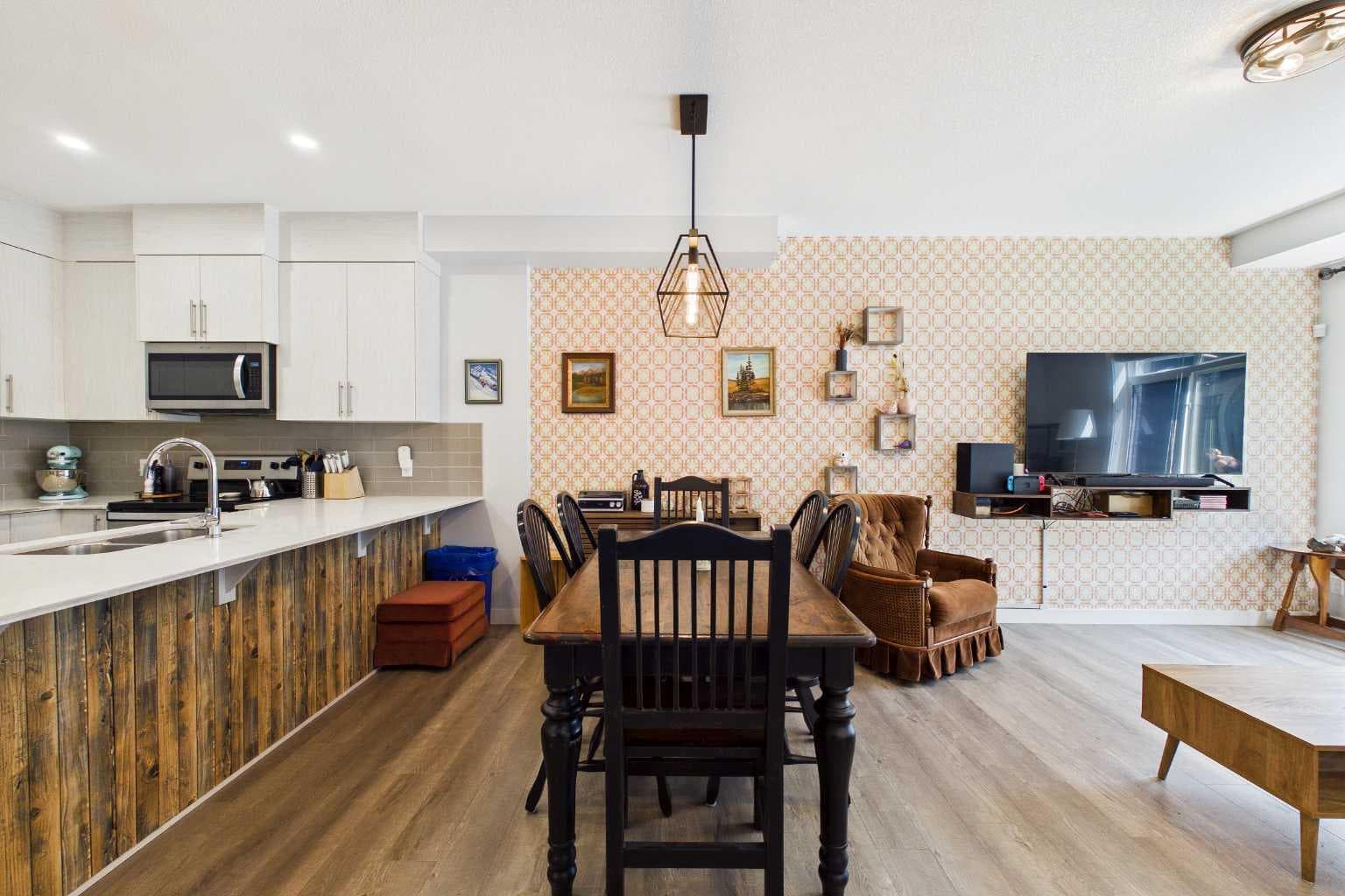 906 Sage Meadows Gardens NW