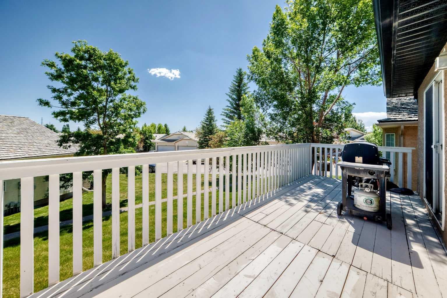 1210 Harvest Hills Drive NE