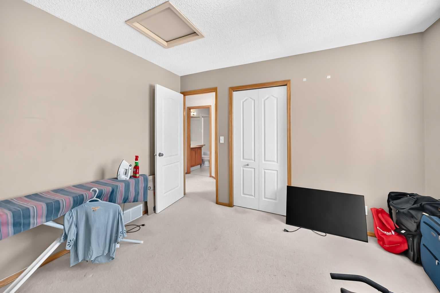 1210 Harvest Hills Drive NE