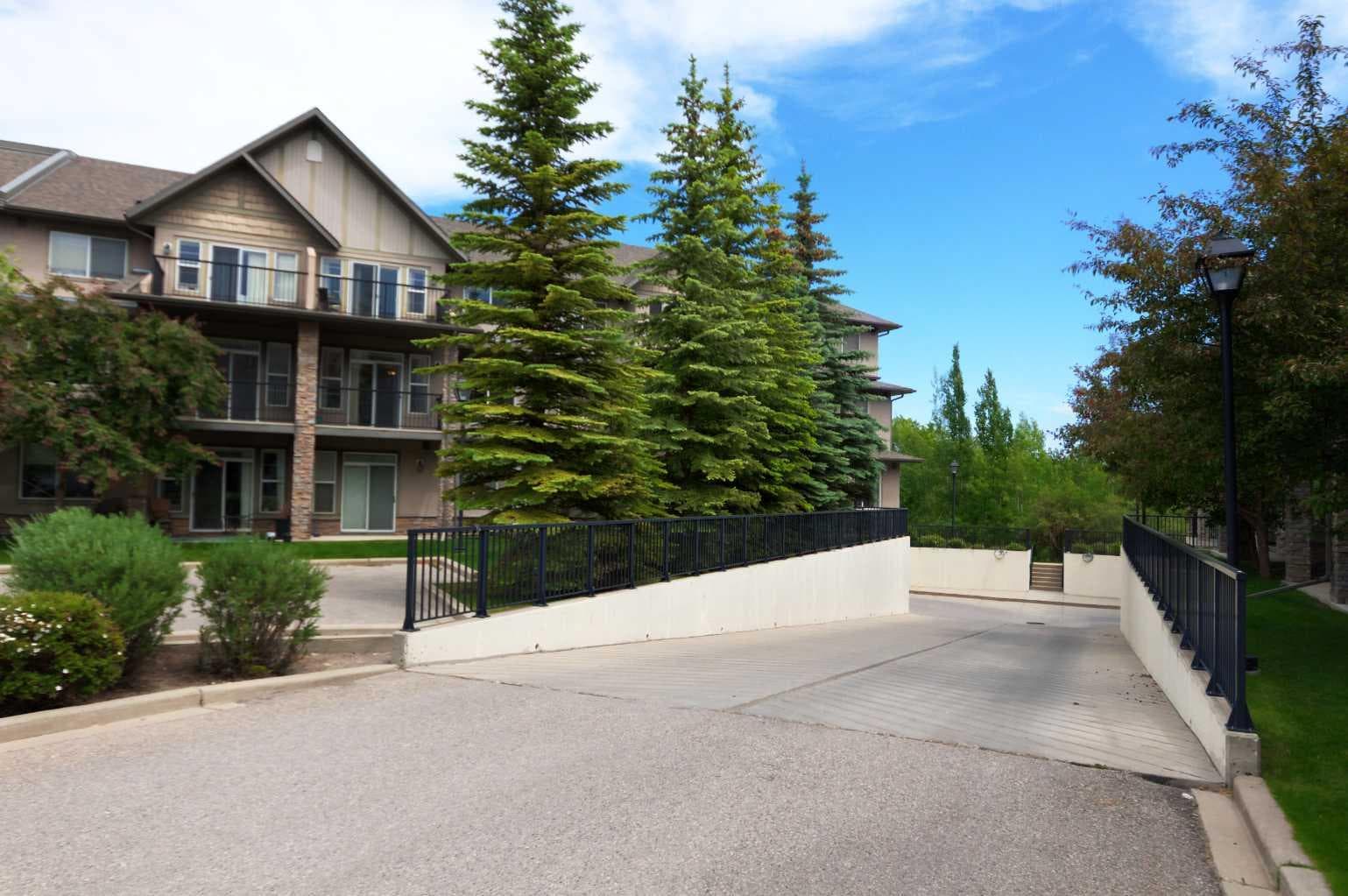 1222, 211 Aspen Stone Boulevard SW