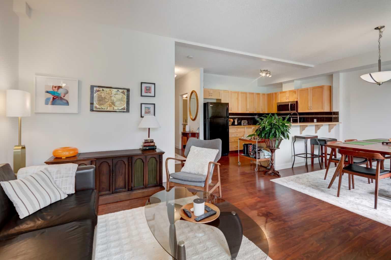 1222, 211 Aspen Stone Boulevard SW