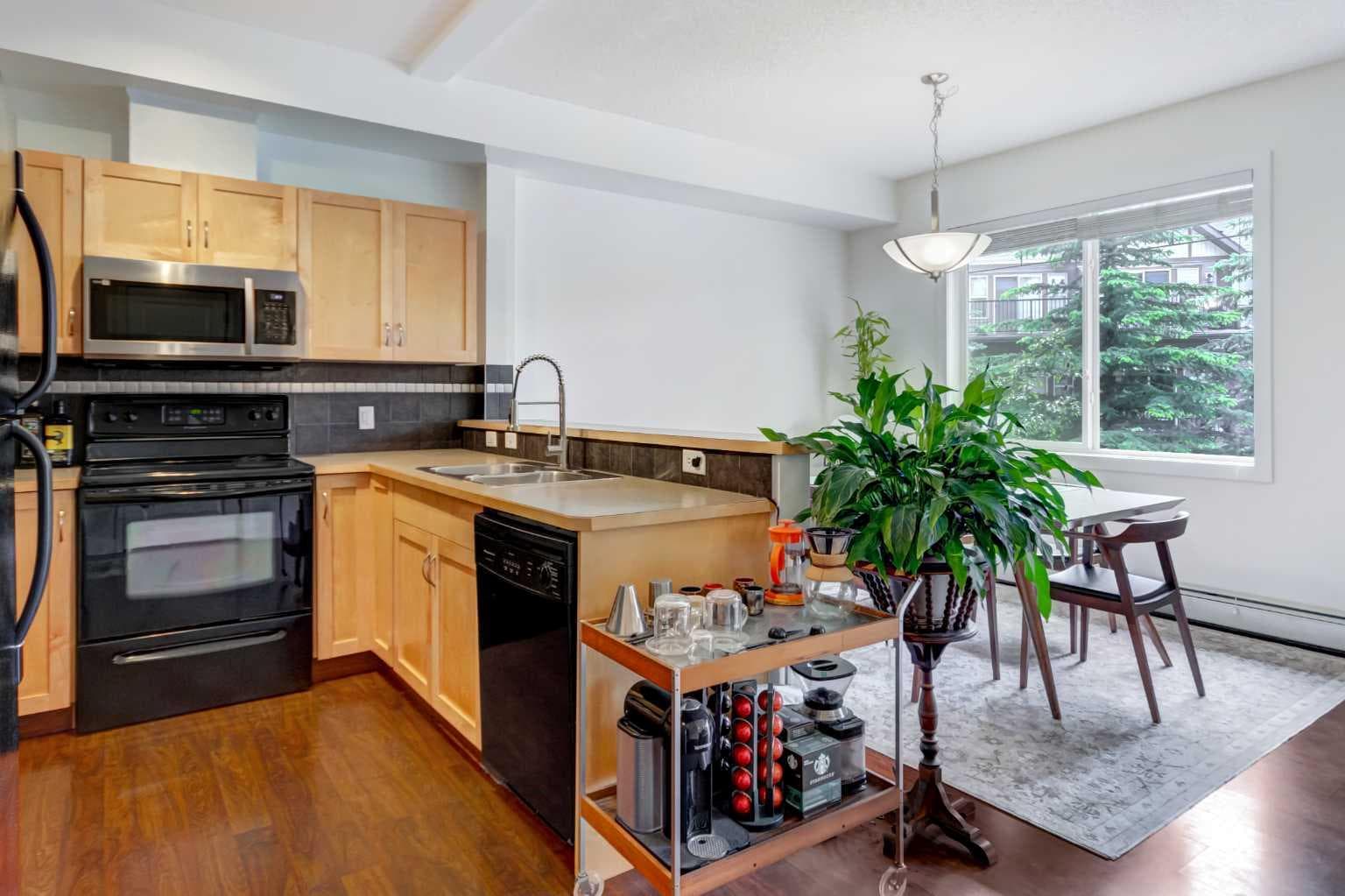1222, 211 Aspen Stone Boulevard SW