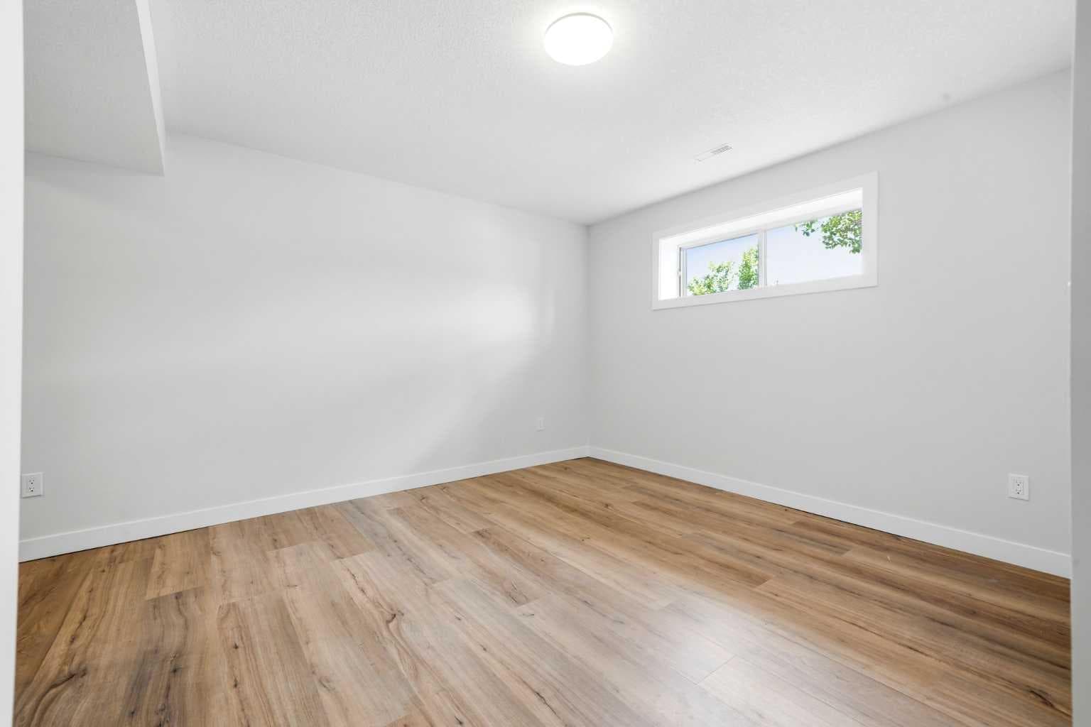 131 Fallswater Road NE
