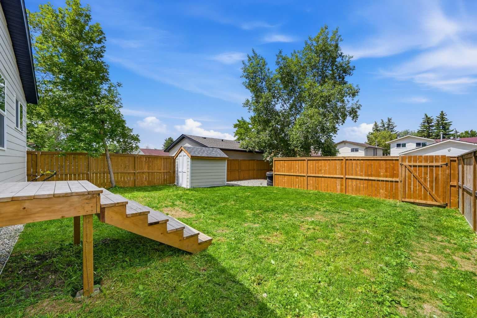 131 Fallswater Road NE