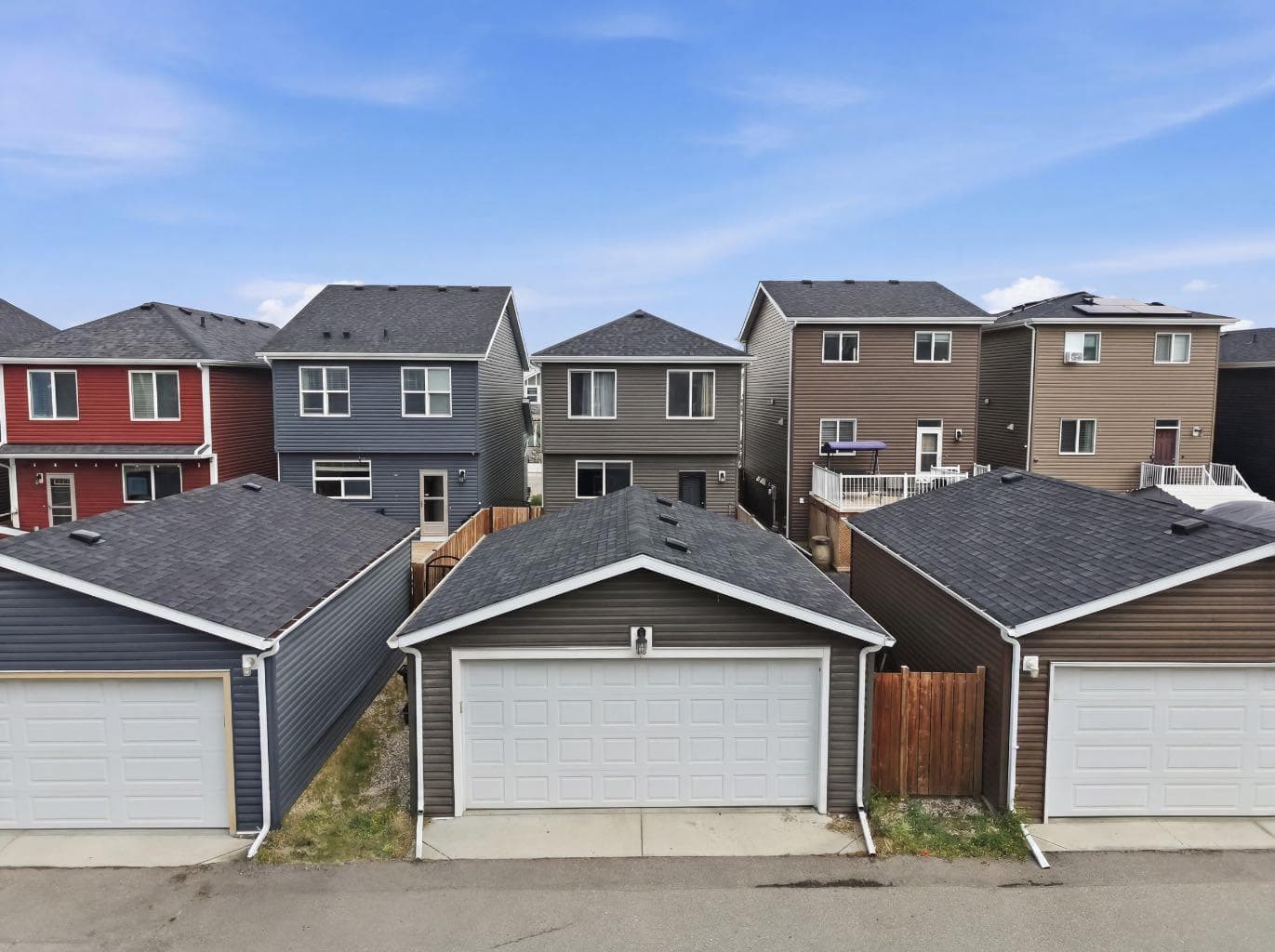31 Red Embers Lane NE