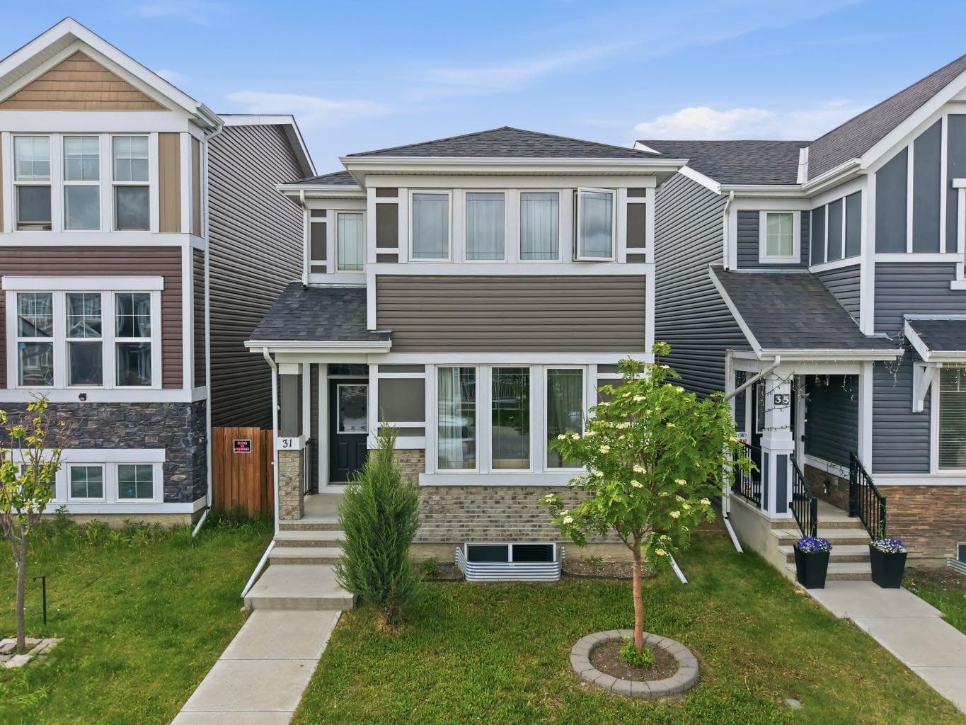 31 Red Embers Lane NE