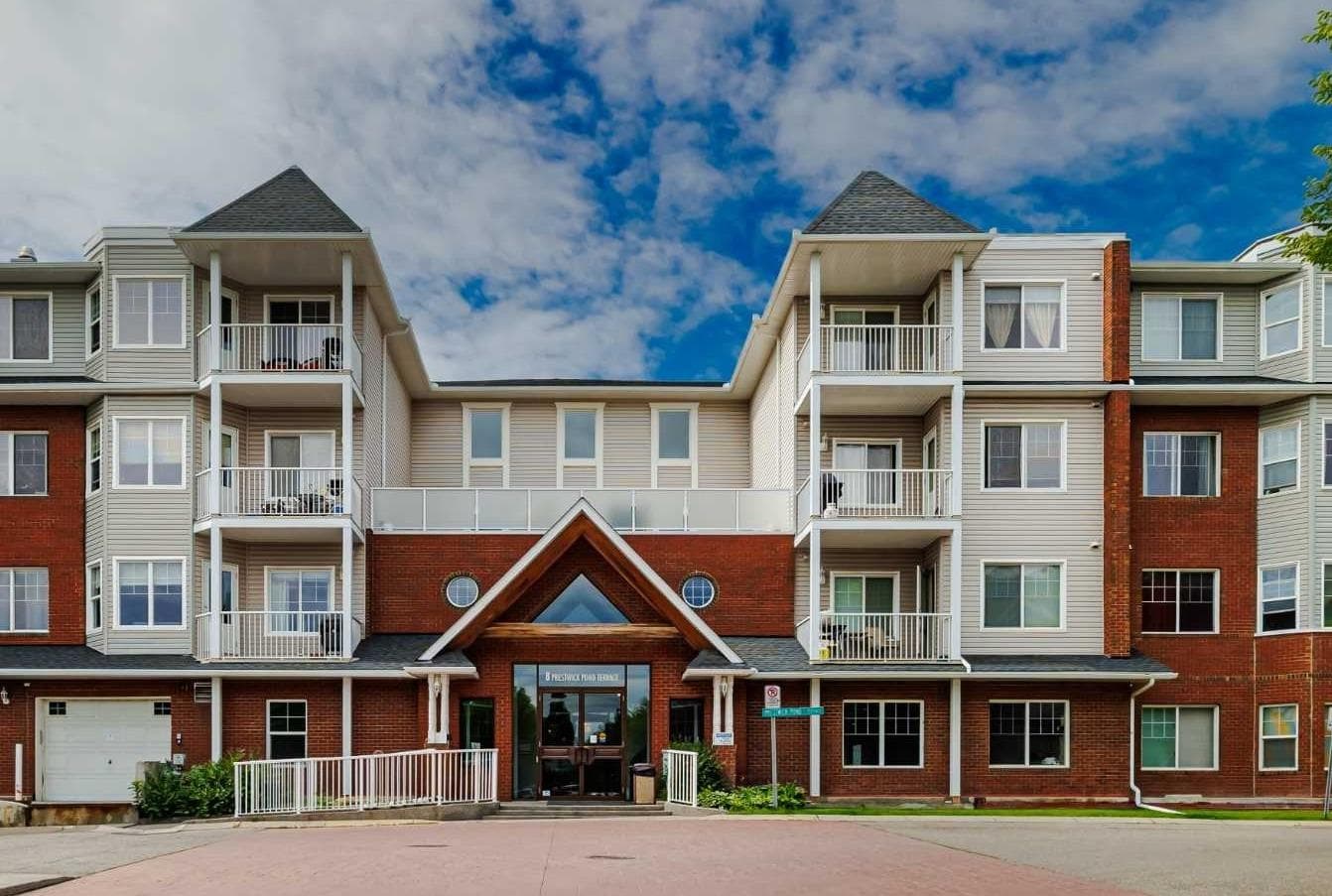 220, 8 Prestwick Pond Terrace SE