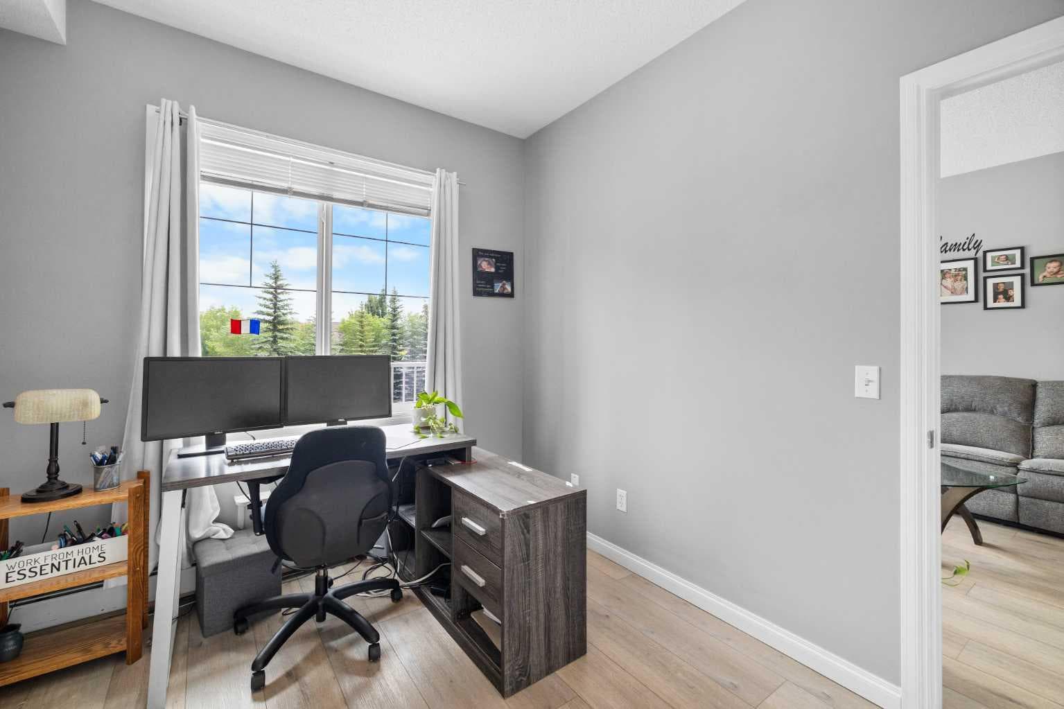 220, 8 Prestwick Pond Terrace SE
