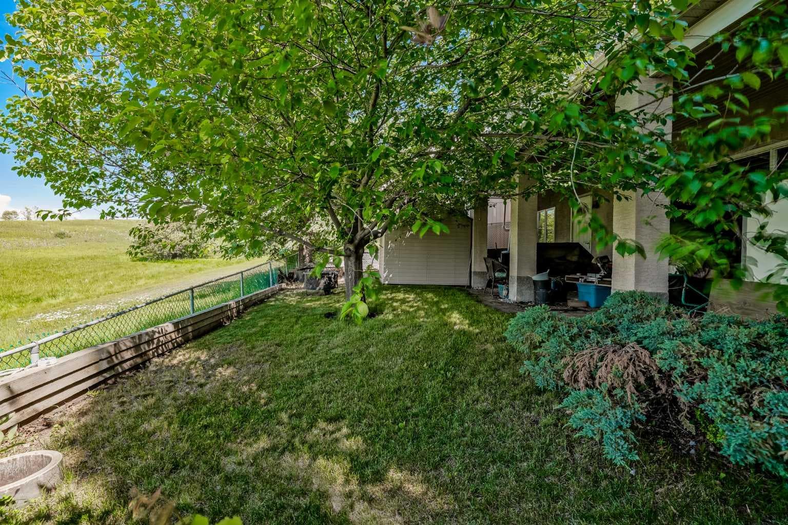 166 Scenic Ridge Crescent NW