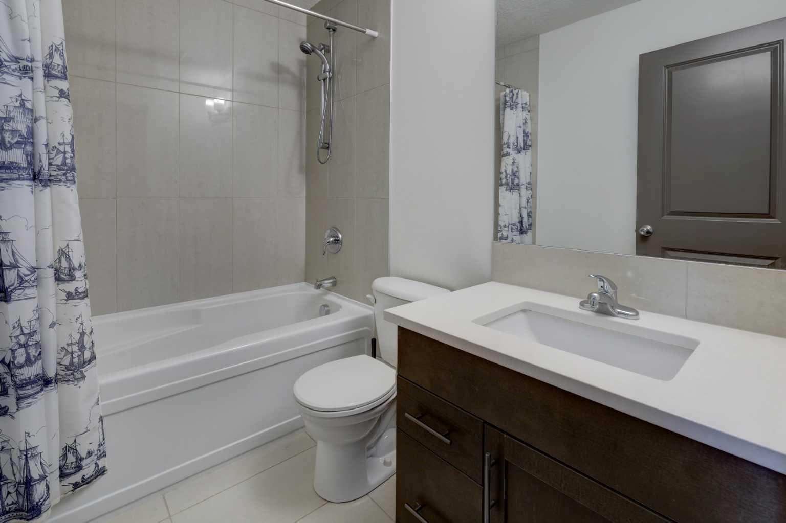 5 Covecreek Mews NE