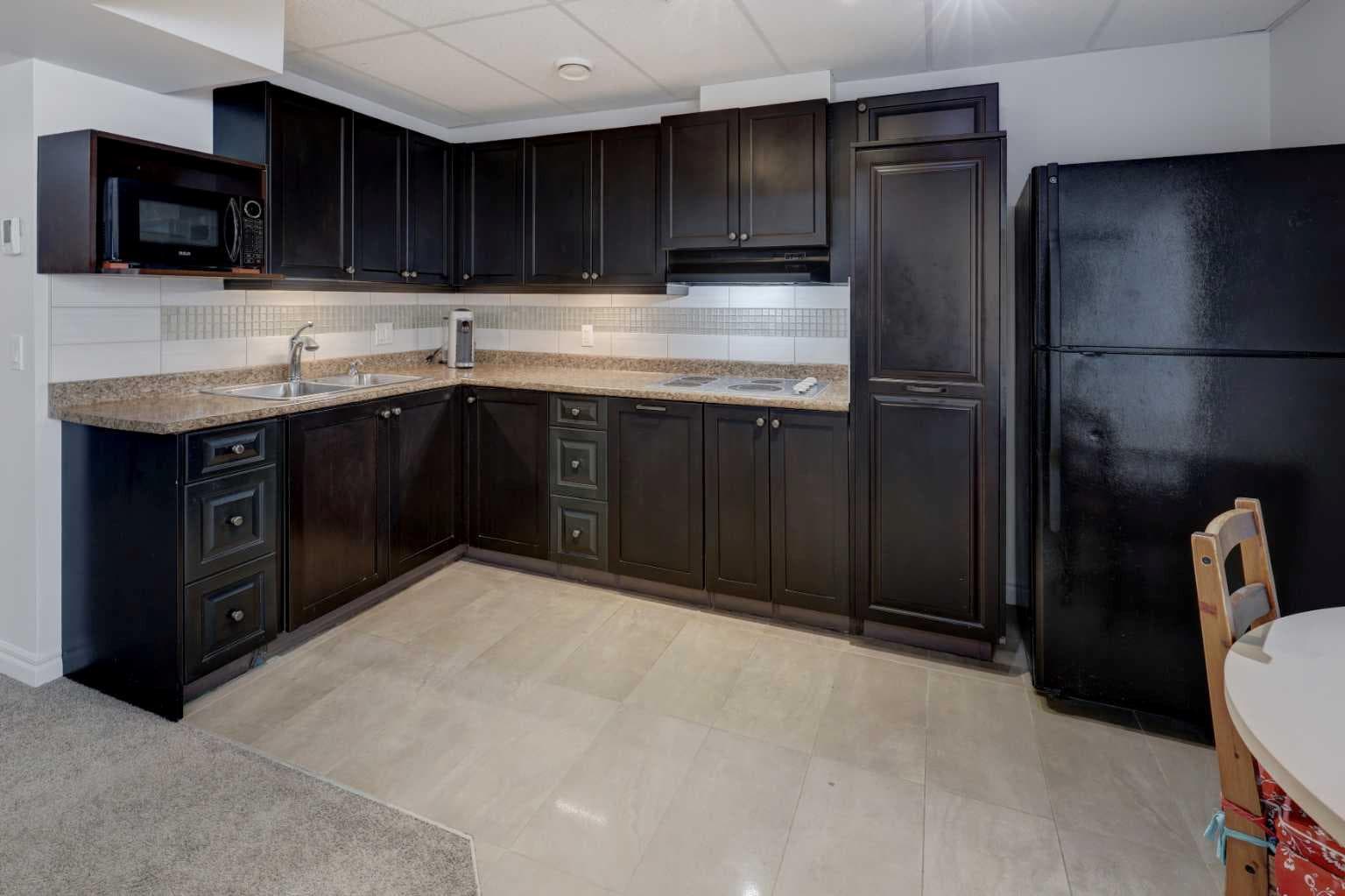 5 Covecreek Mews NE