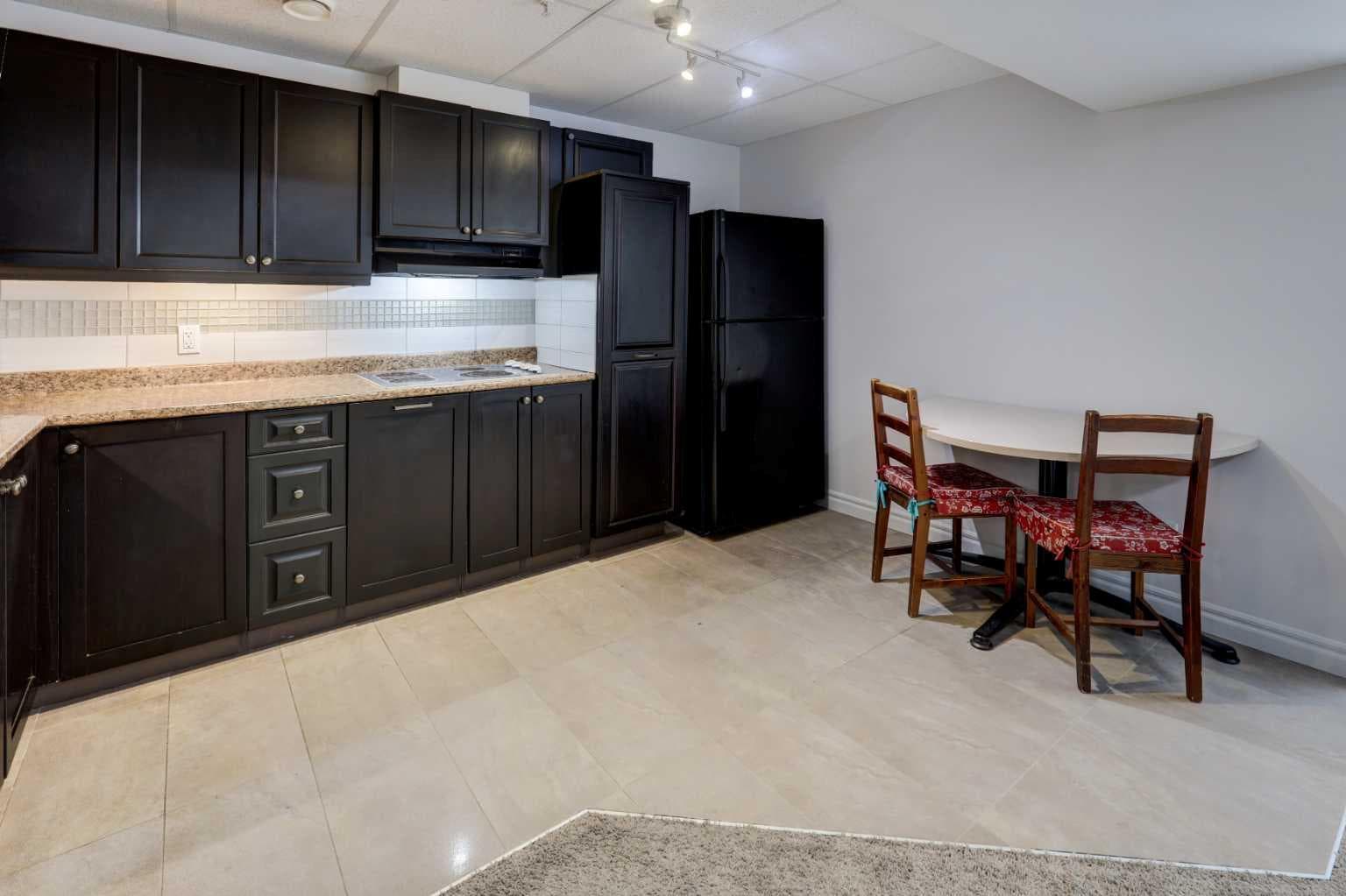 5 Covecreek Mews NE
