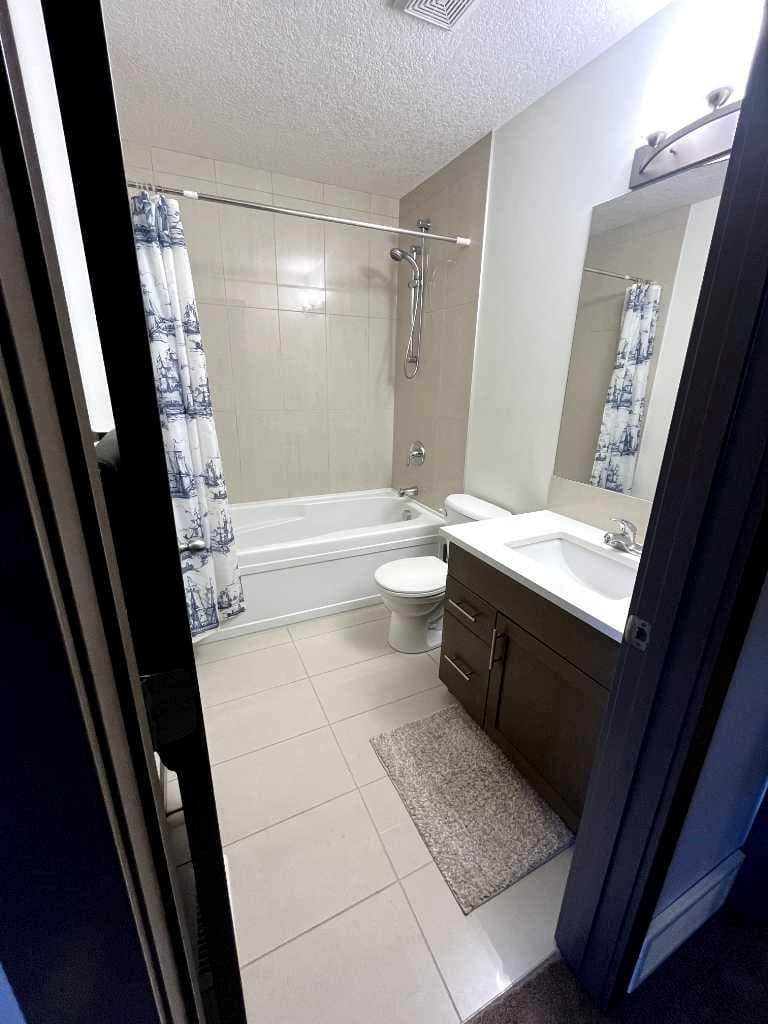 5 Covecreek Mews NE