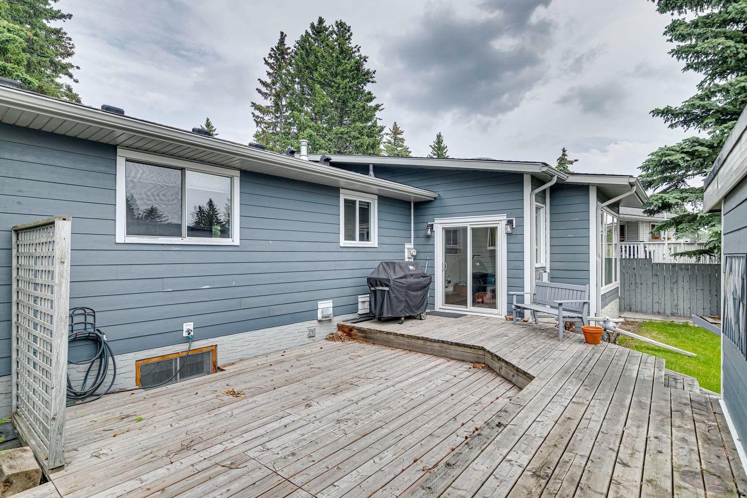 5689 Brenner Crescent NW