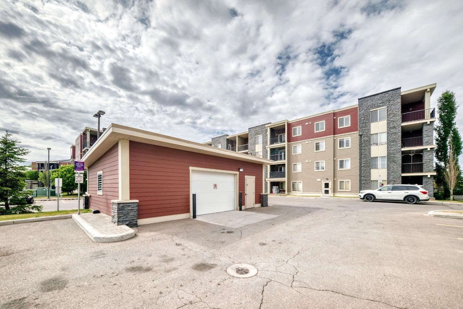 106, 5 Saddlestone Way NE