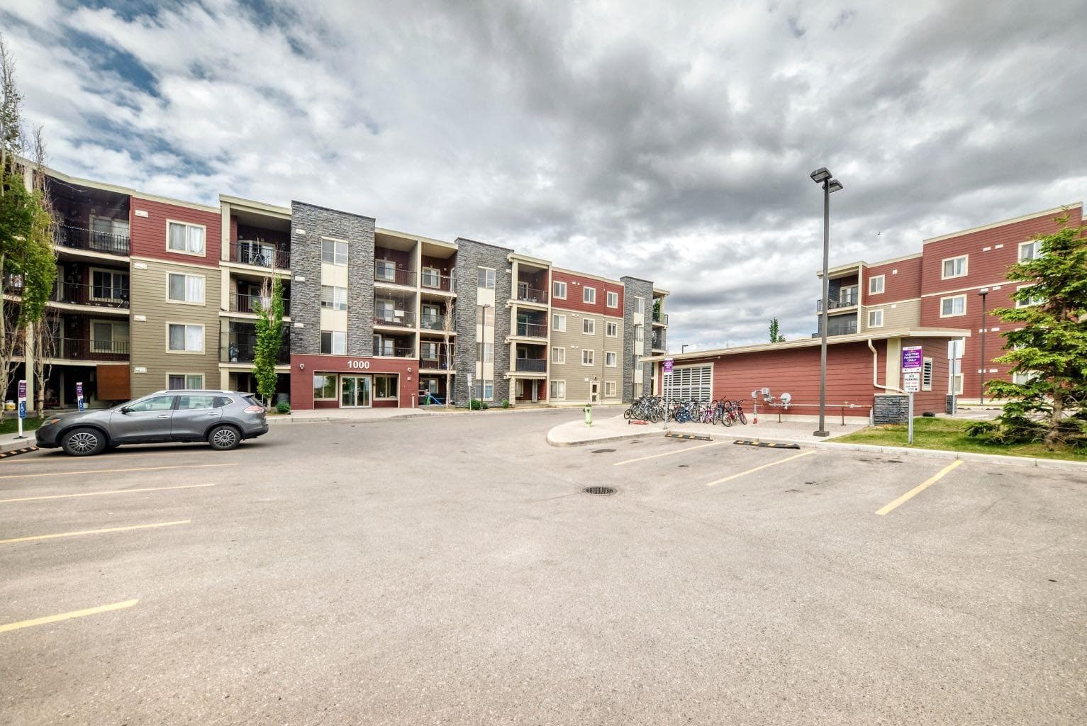 106, 5 Saddlestone Way NE