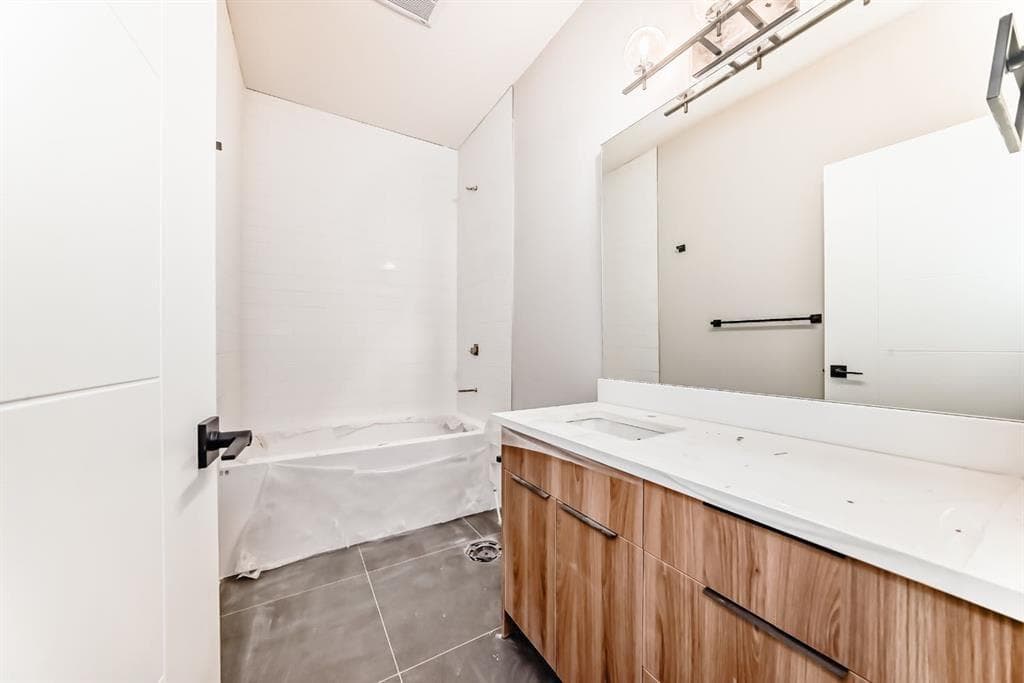 4 Heritage Mews 