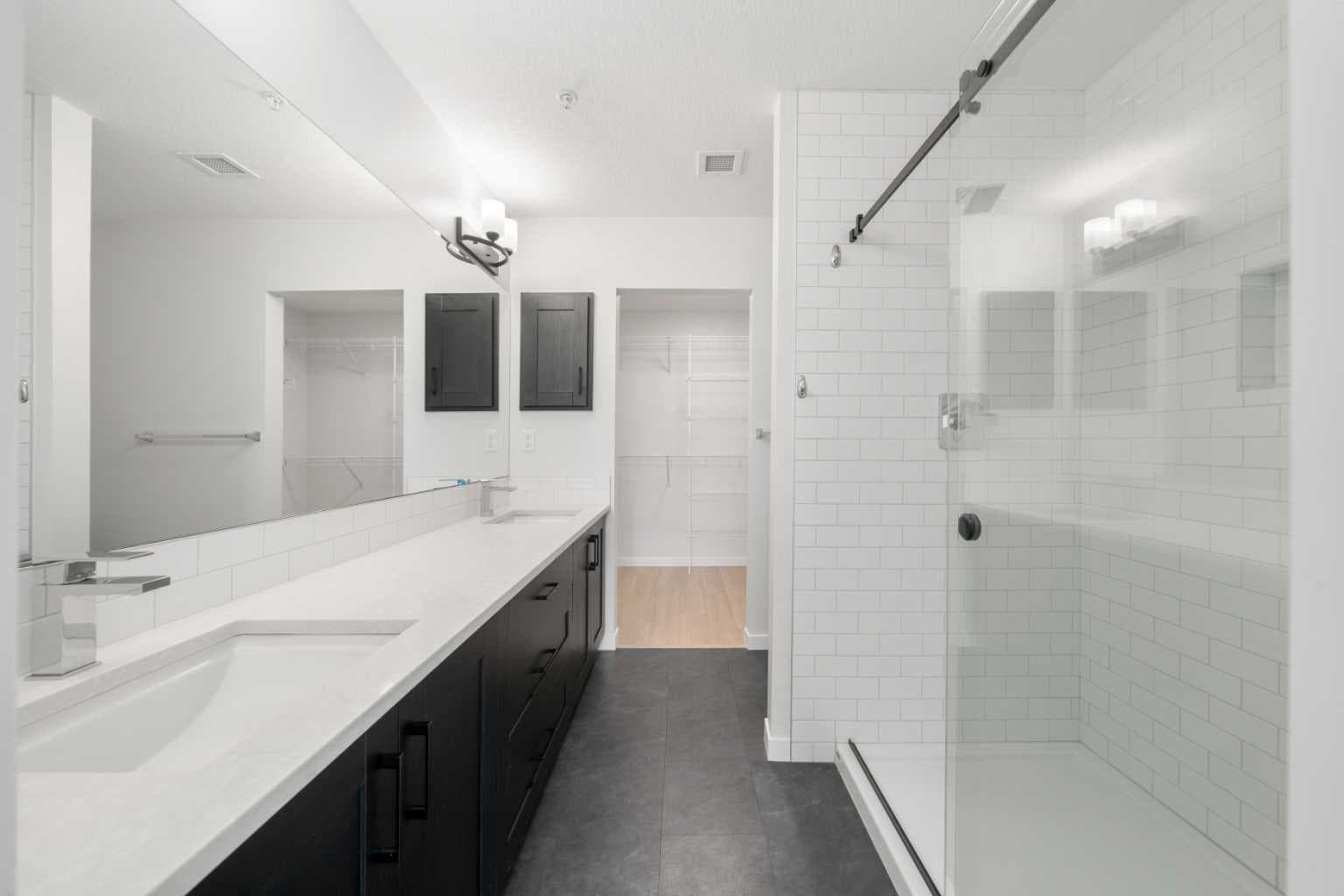 2310, 42 Cranbrook Gardens SE