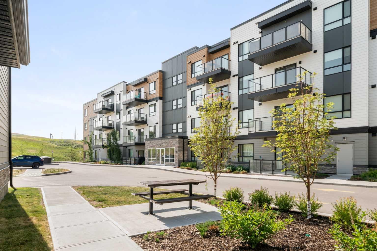 2310, 42 Cranbrook Gardens SE