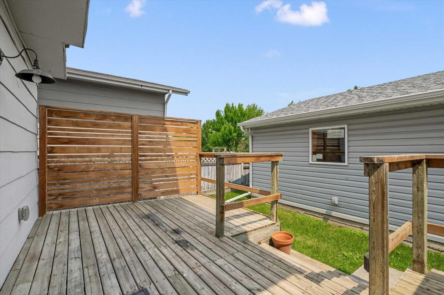 73 Sunvale Crescent SE