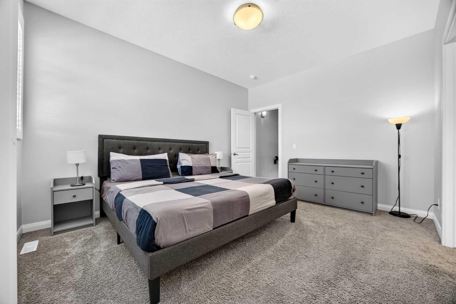 30 Evanscrest Rise NW