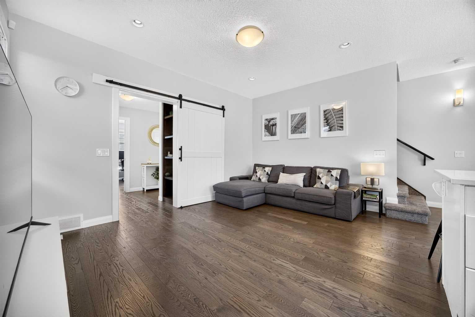 30 Evanscrest Rise NW