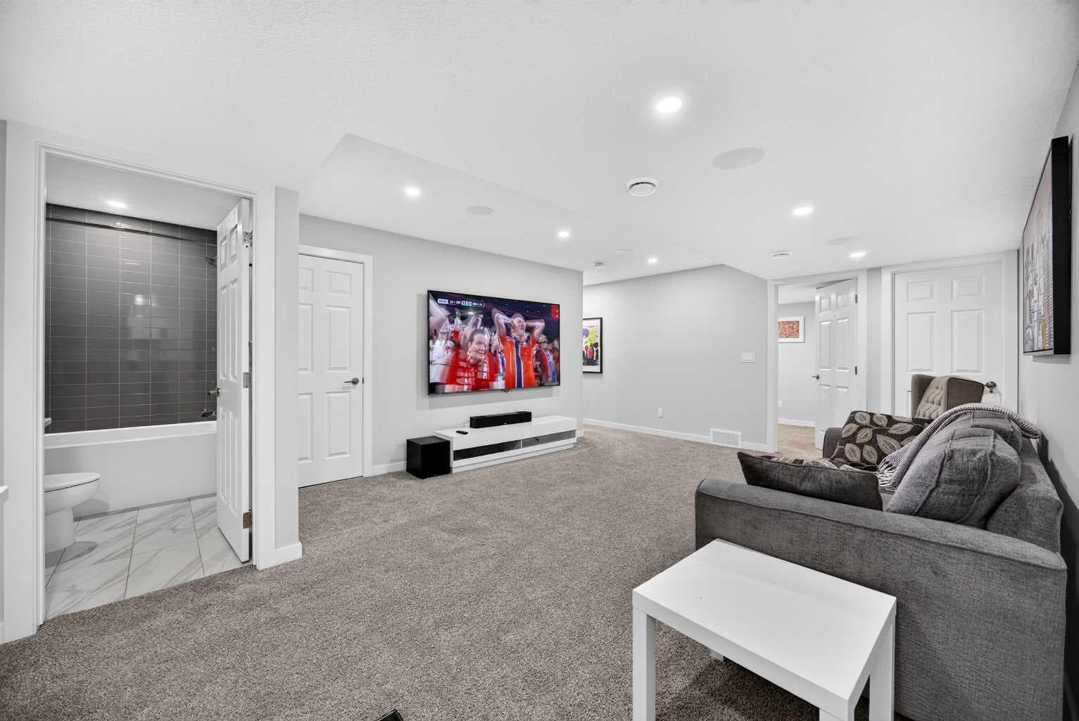 30 Evanscrest Rise NW