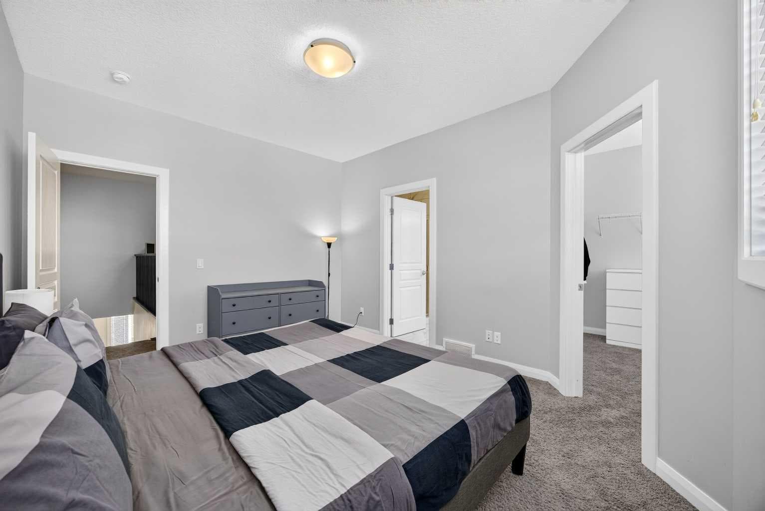 30 Evanscrest Rise NW