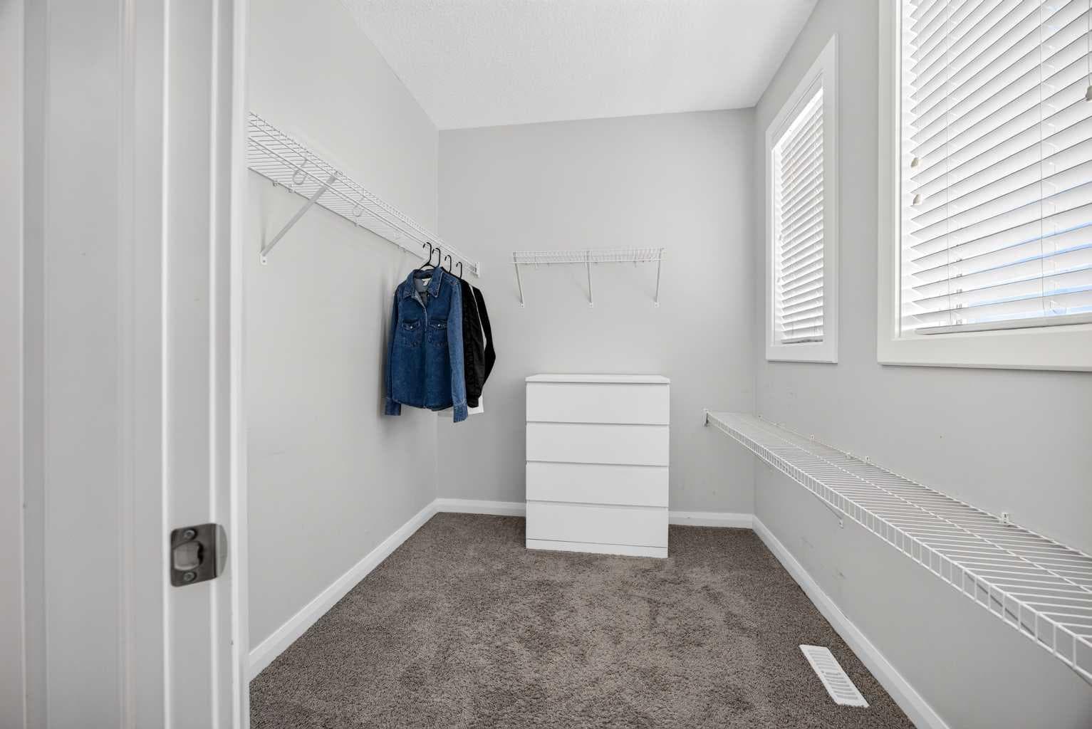 30 Evanscrest Rise NW