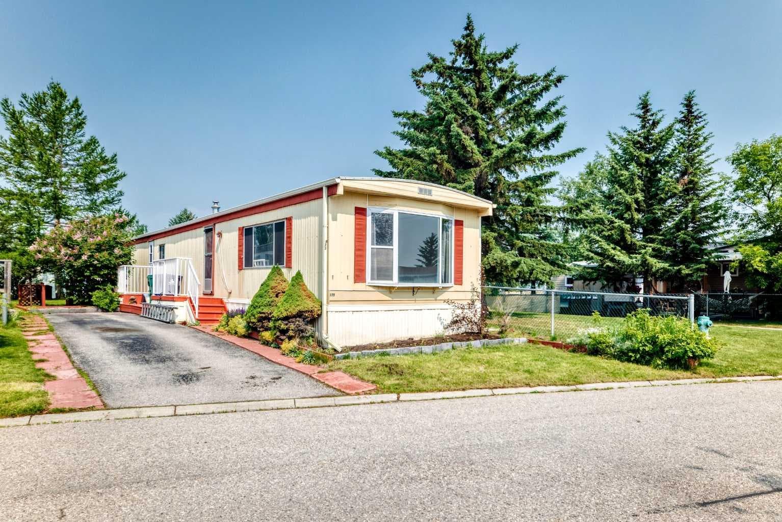 175, 99 Arbour Lake Road NW