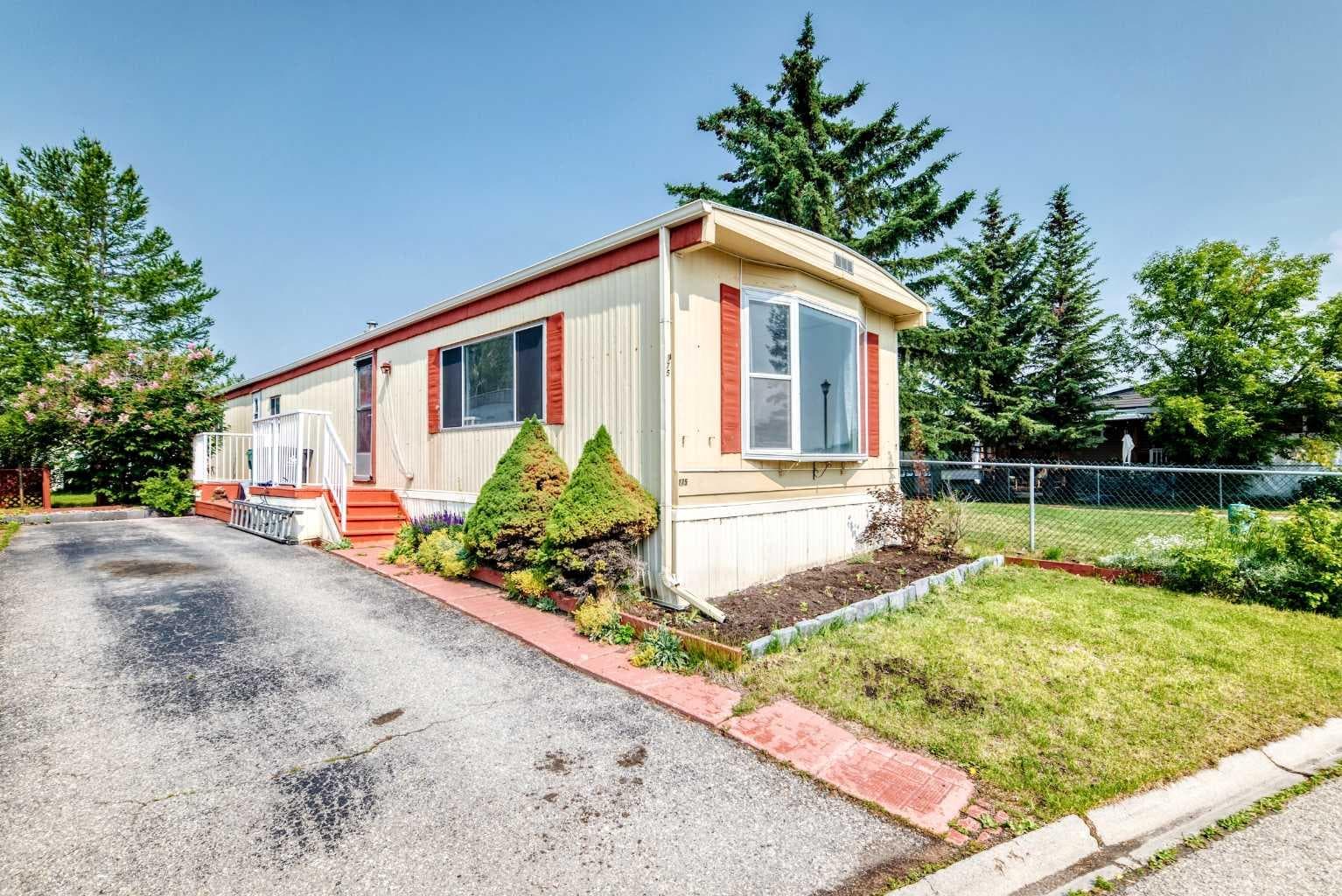 175, 99 Arbour Lake Road NW