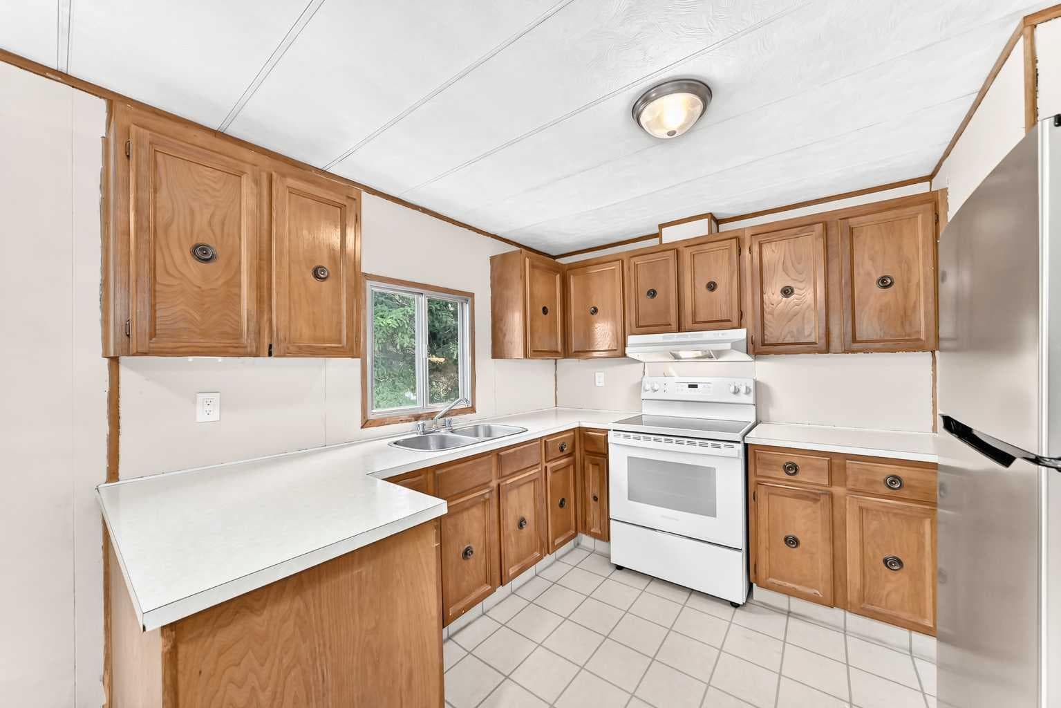 175, 99 Arbour Lake Road NW