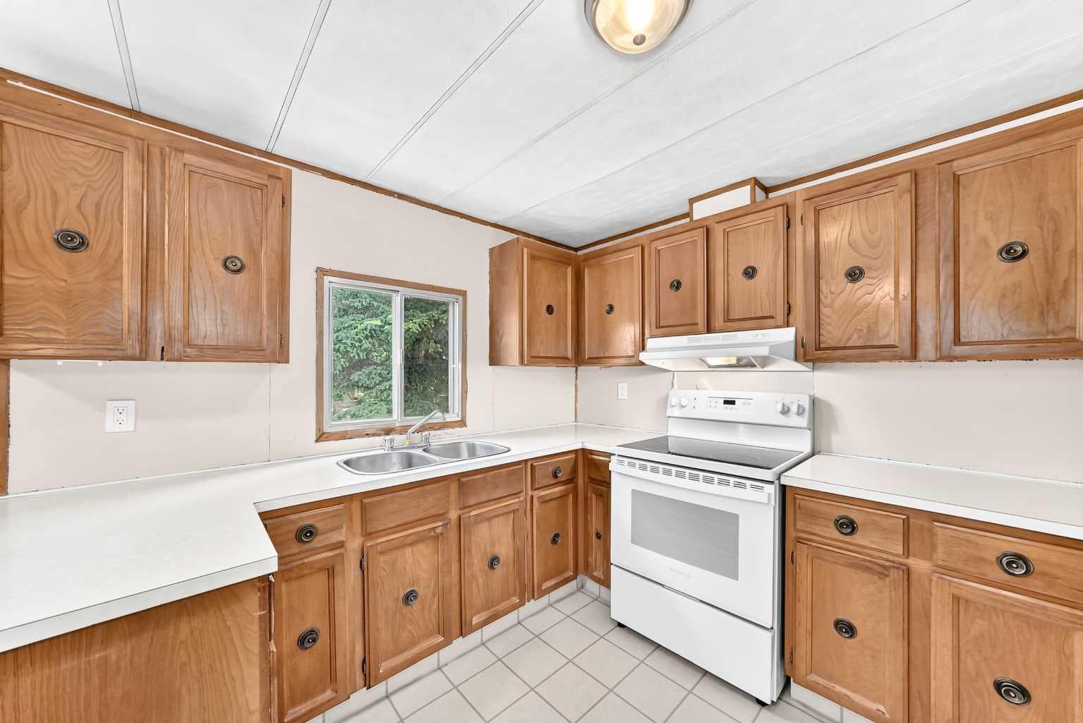 175, 99 Arbour Lake Road NW